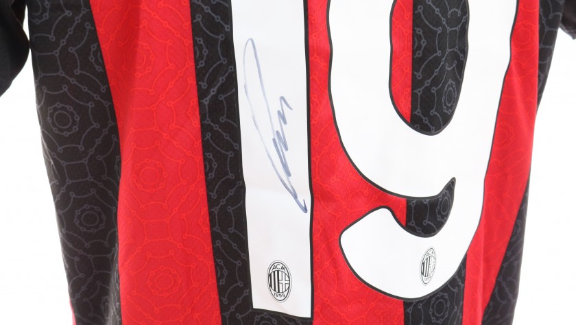 Maglia Ufficiale Theo Hernandez Milan Autografata Charitystars