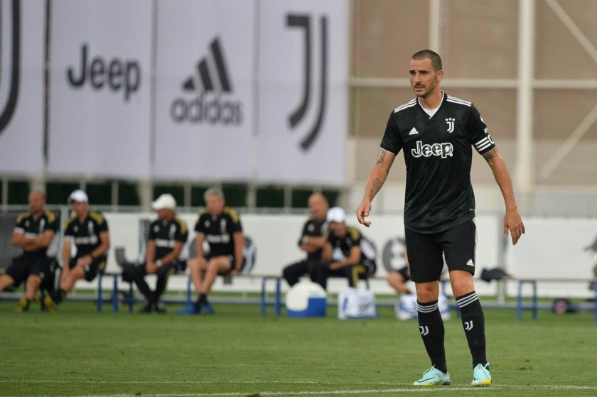 Bonucci Official Juventus Signed Shirt Charitystars