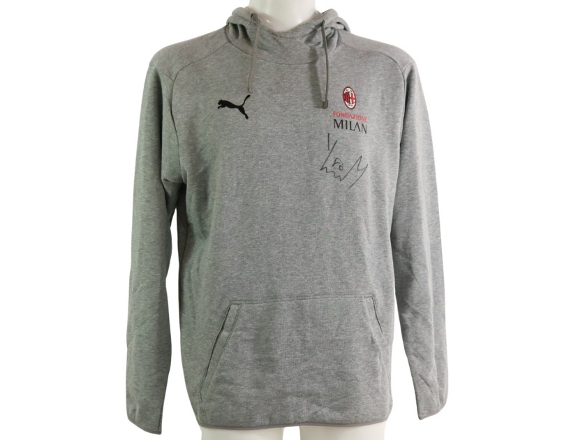 Fondazione Milan Sweatshirt Signed By Yunus Musah Charitystars