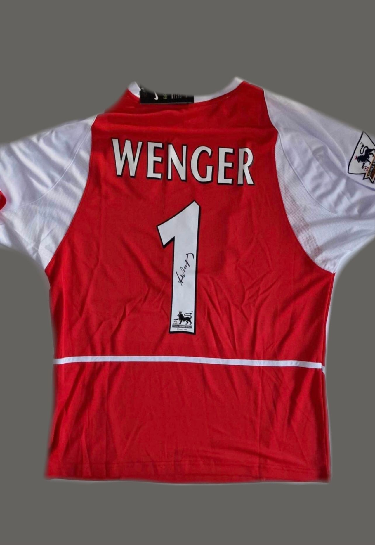 Arsène Wenger s Arsenal Invincibles 2002 04 Signed Shirt CharityStars