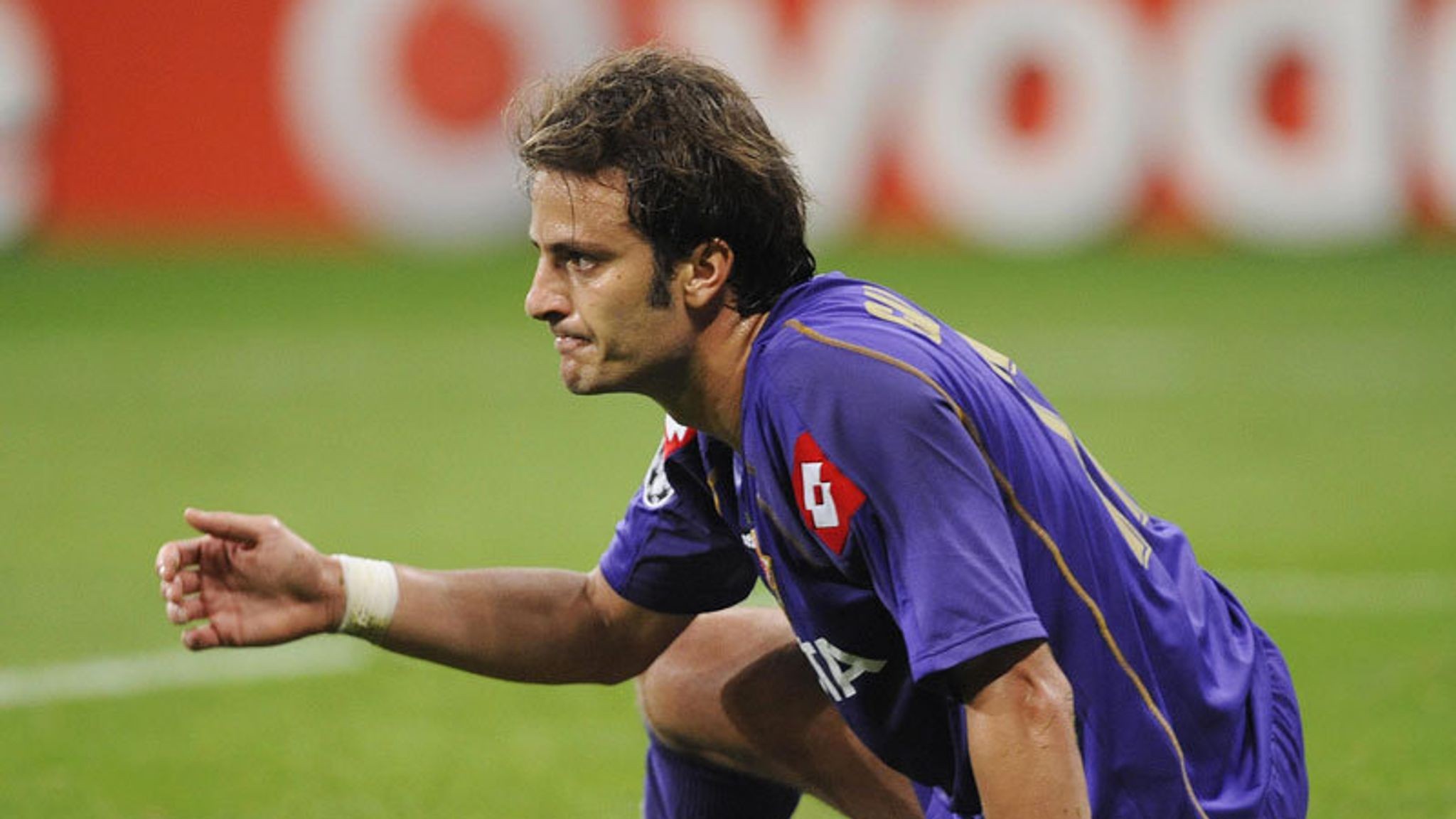 Gilardino S Fiorentina Worn Shirt 2008 09 CharityStars