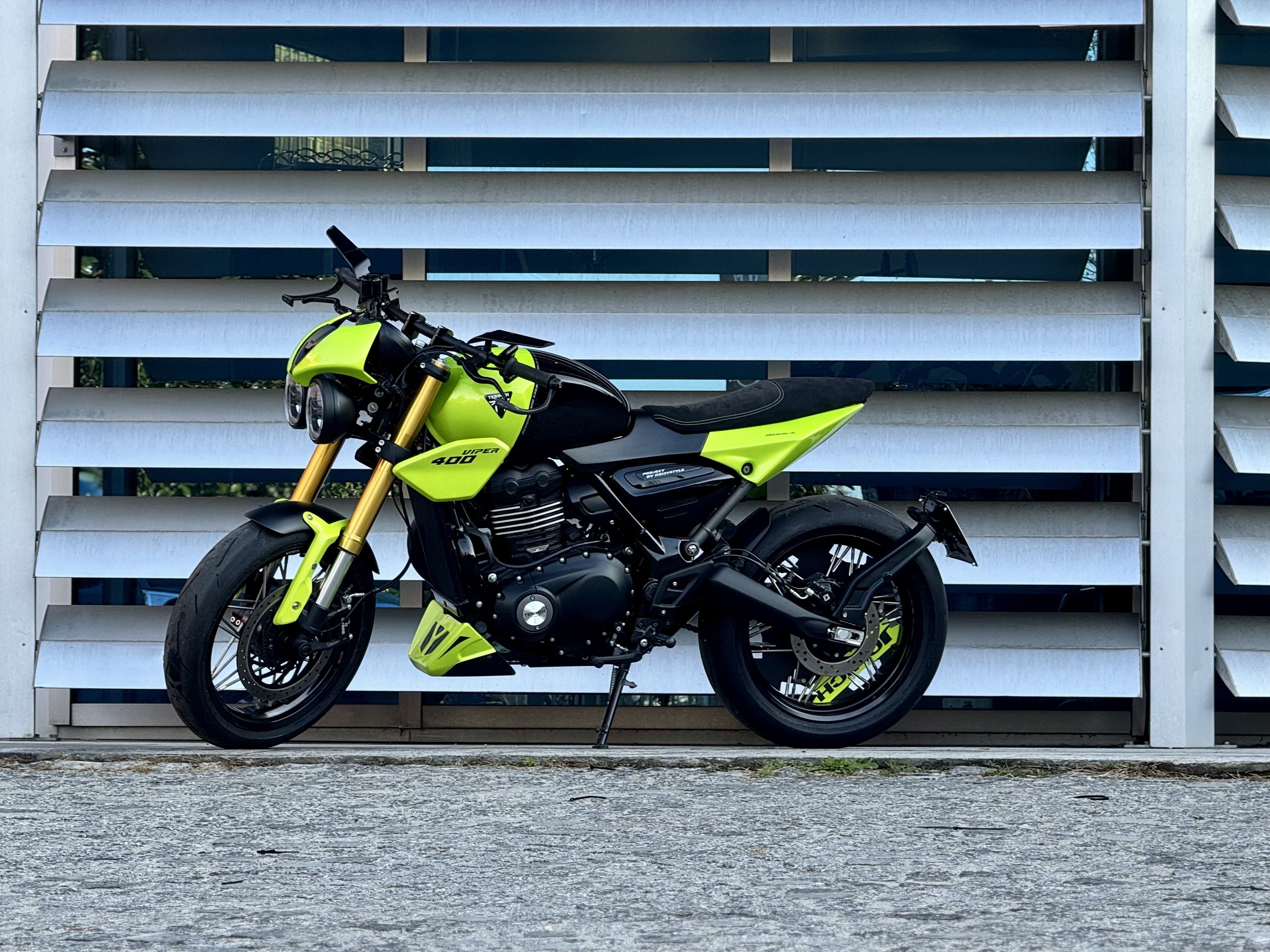 Triumph VIPER 400 – Official One-Off Custom by Noisy Style & Rodolfo Frascoli