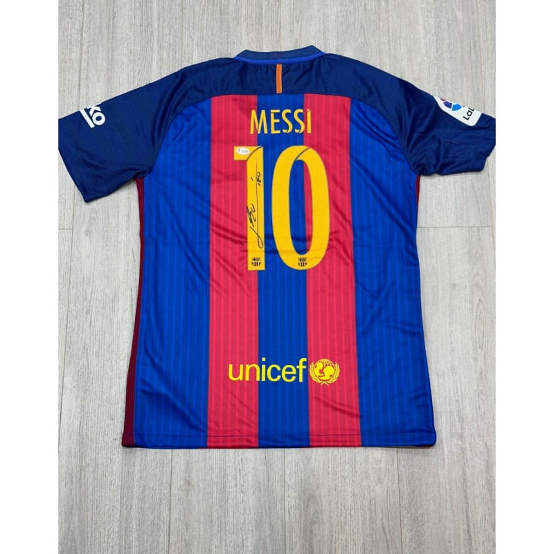 Lionel Messi's FC Barcelona 2016-17 Signed Shirt 