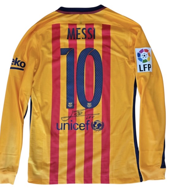 Messi's Signed Match-Issued Shirt, Valencia vs Barcelona 2015