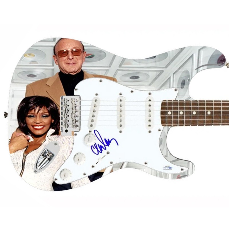 Chitarra autografata da Clive Davis