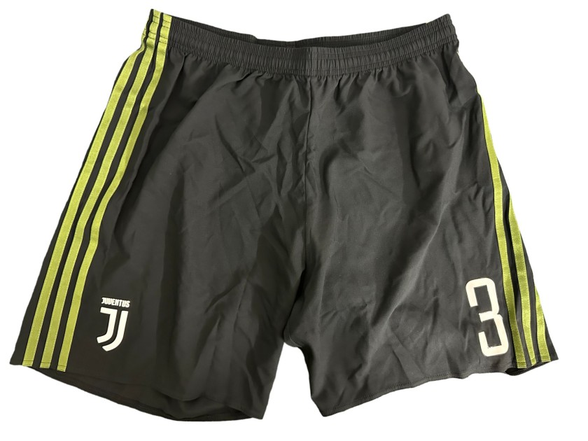 Chiellini's Juventus Issued Shorts, 2018/19