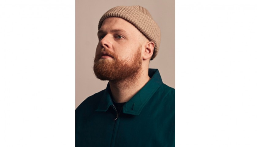 Last 2 tickets to see Tom Walker