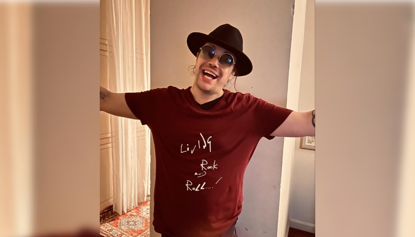 T-Shirt Worn by Gianluca Grignani at Sanremo 2022