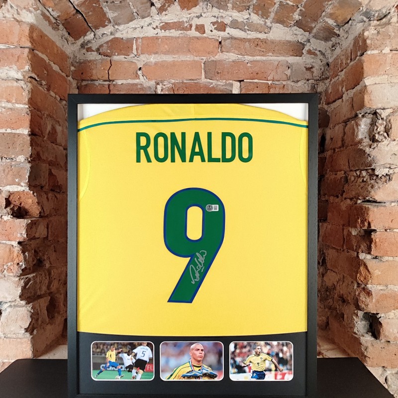 Maglia Brasile incorniciata - Autografata da Ronaldo