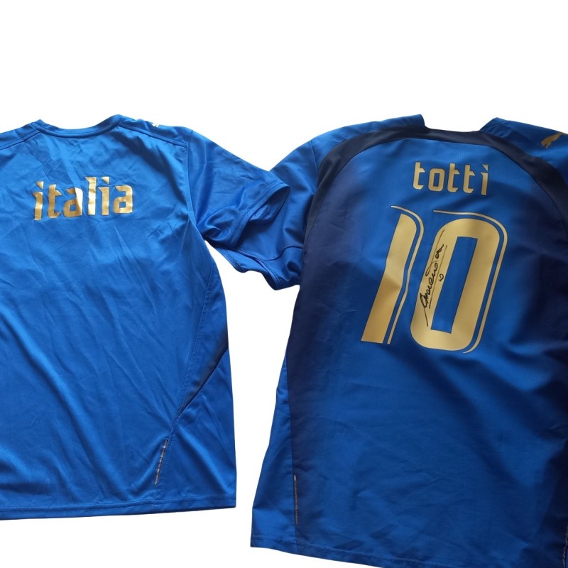 Totti's Italy Official Shirt, 2006 + Italy's Training Shirt, 2006 - Signed