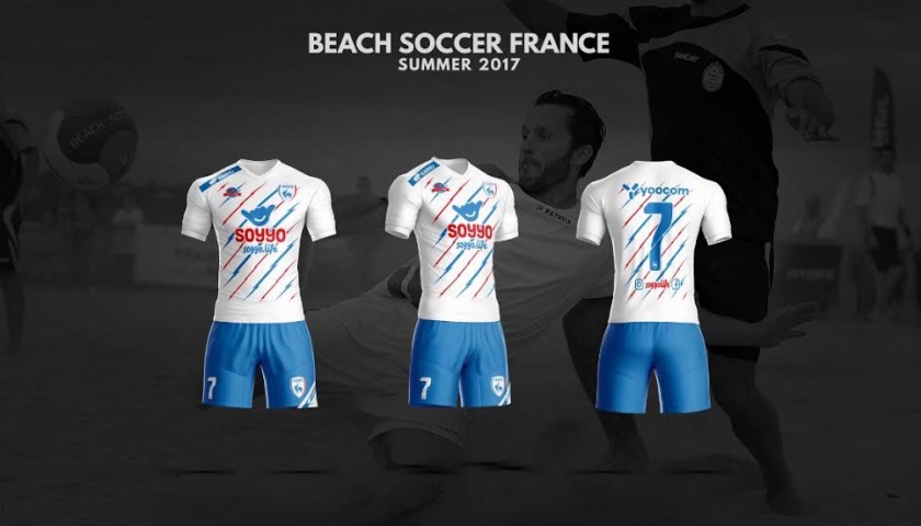 Play the Beach Soccer 4 Nations with the French Team