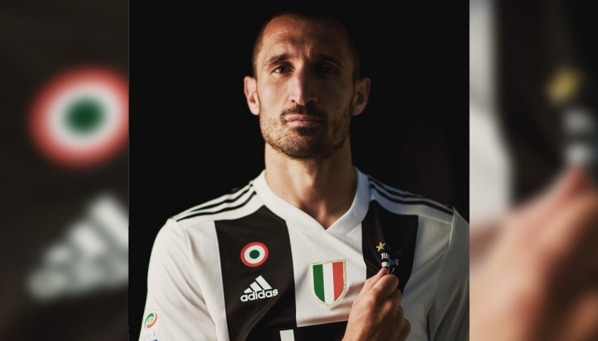 Chiellini's Official Juventus Signed Shirt, 2018/19