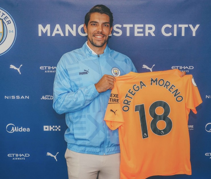 Stefan Ortega Moreno' Manchester City Signed Shirt - 2022/23