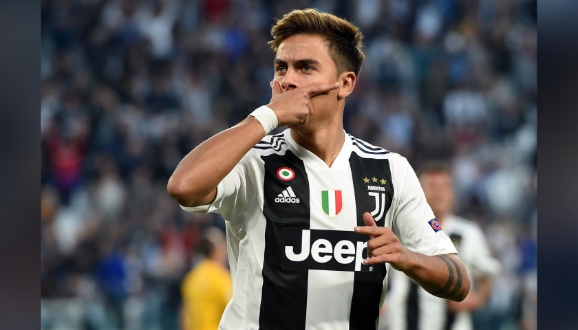 Official Dybala Juventus Signed Kid's Kit, 2018/19