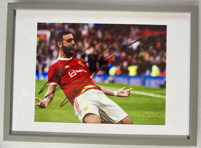 Bruno Fernandes' Manchester United Signed and Framed Picture