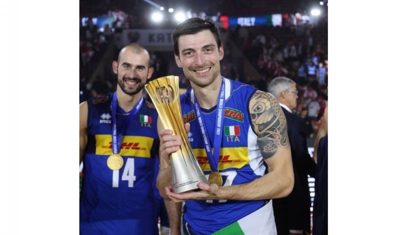 Anzani's Italy Worn and Signed Jersey, World Championship Final Prize-Giving 2022 