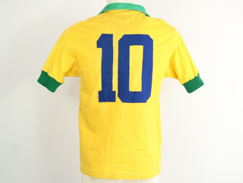Pelé Brazil National Team Signed Yellow Shirt - CharityStars