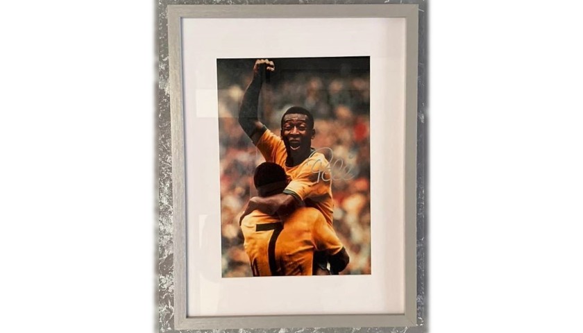 Pele Signed Photograph