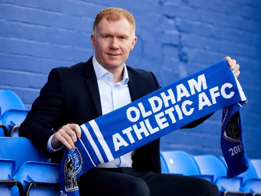 Scholes Official Oldham Athletic Signed Shirt, 2010/11 