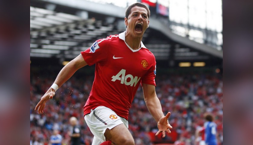 Hernandez's Official Manchester United Signed Shirt, 2010/11