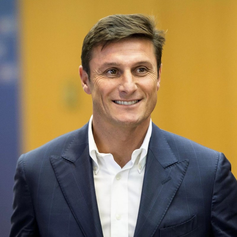 Meet Javier Zanetti in Milan and Receive his Signed Shirt
