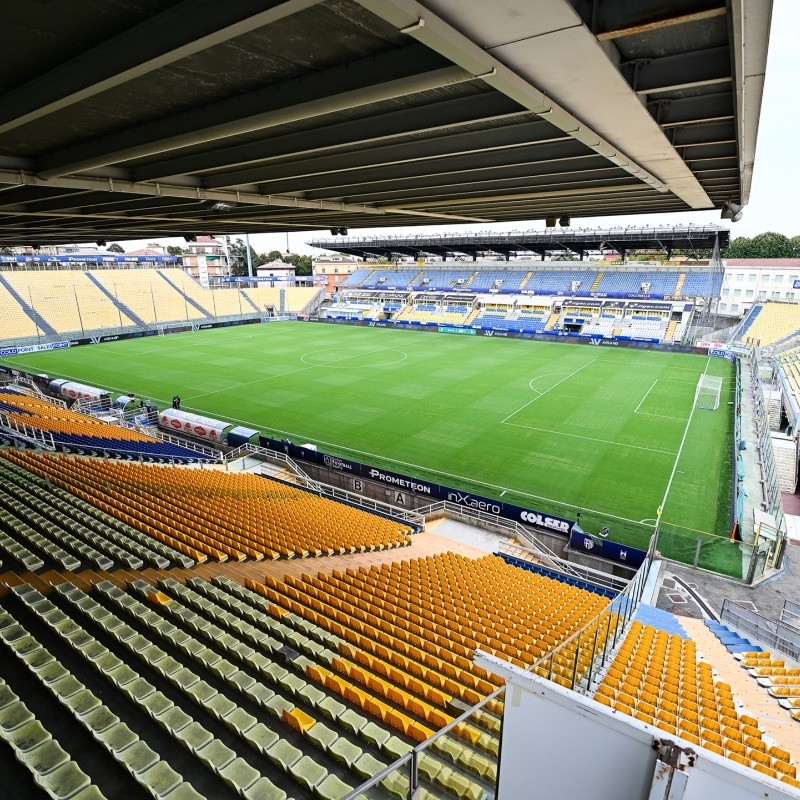 Enjoy the Parma-Venezia Match from the Central Stand + Walkabout