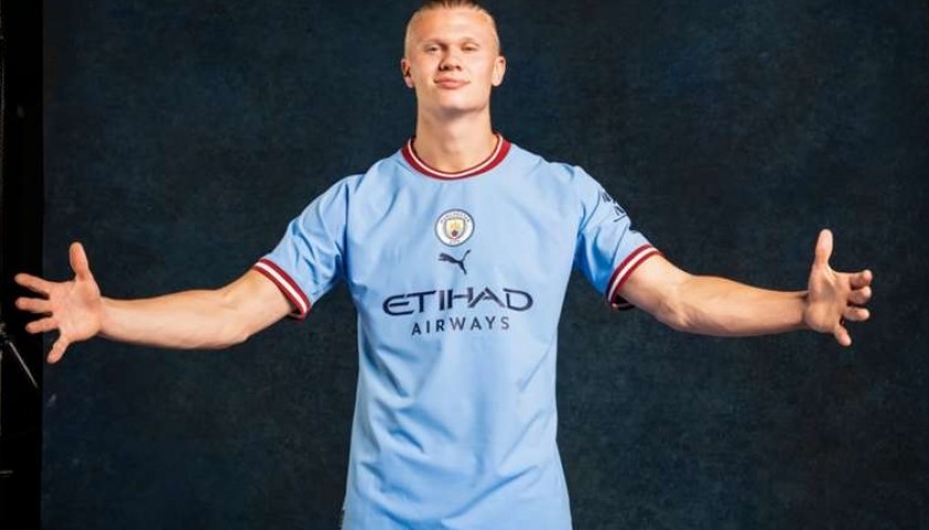 Erling Haaland's Manchester City Signed Shirt - 2022/23 Premier League