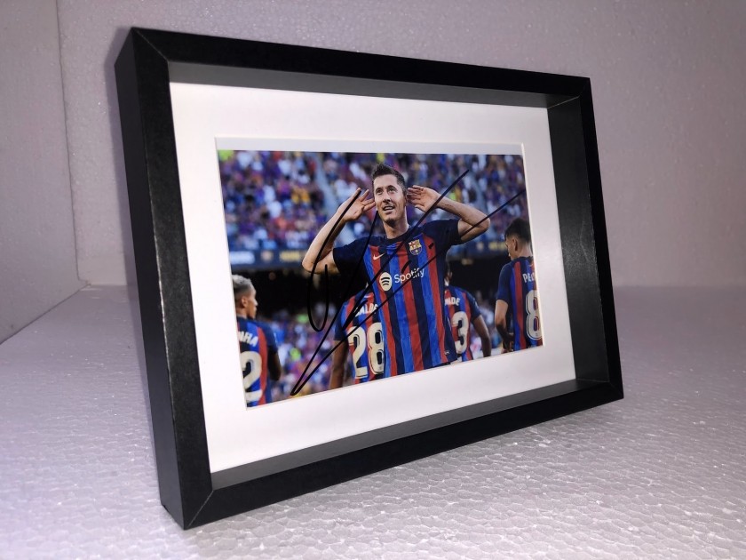 Photograph Signed by Robert Lewandowski