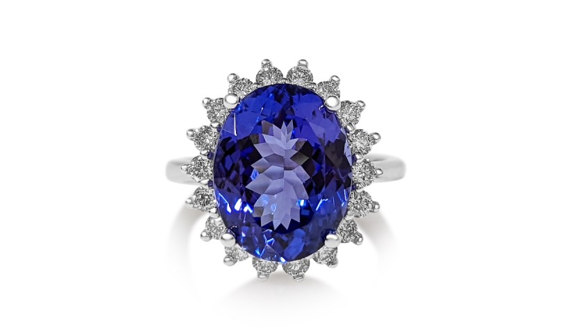 7.58 Carat Violetish Blue Tanzanite And 0.70 Ct Diamonds14K White Gold Ring