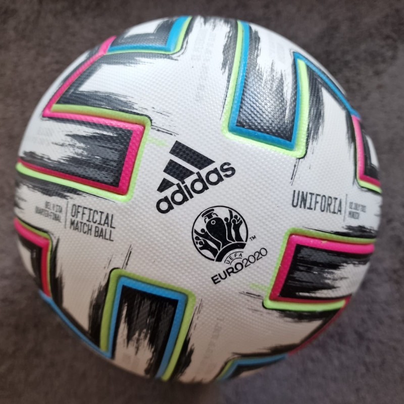 Pallone Match-Ball preparato Belgio vs Italia, Quarti di Finale Euro 2020