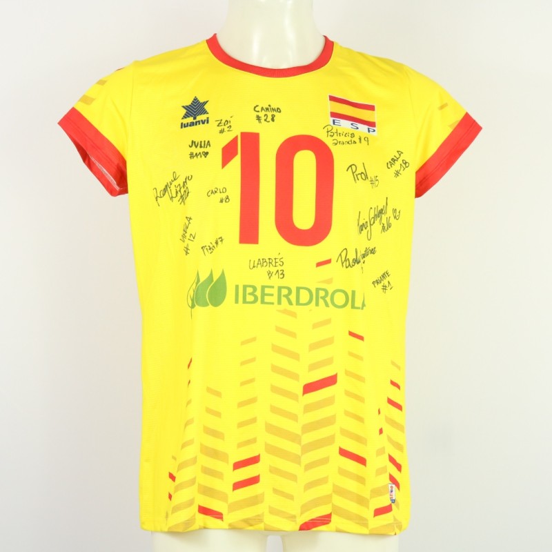 Spain women's national team jersey - athlete Pérez - autographed by the team