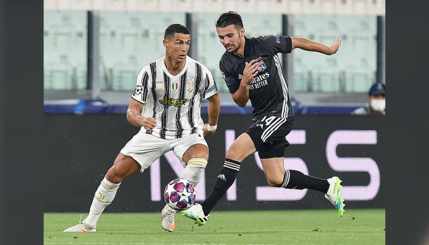 Match-Ball Juventus-Lyon 2020 - Signed by Cristiano Ronaldo