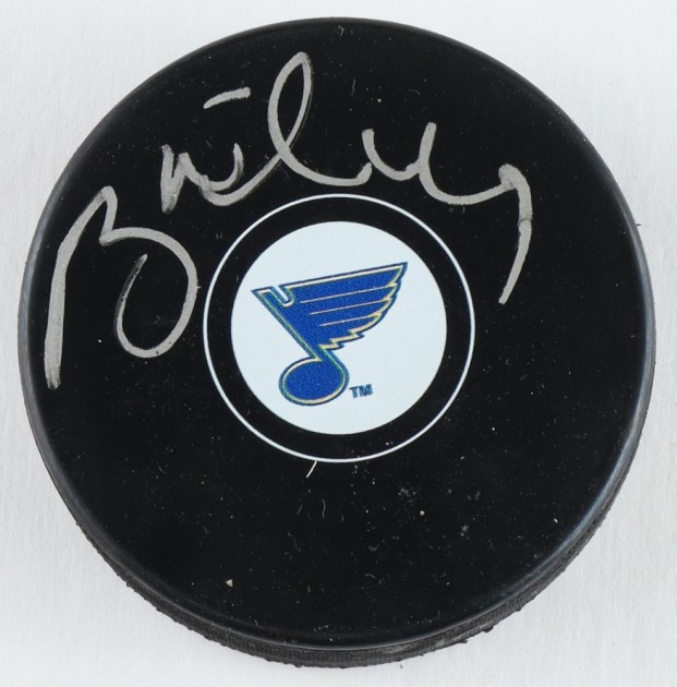 Brett Hull Signed Blues Puck