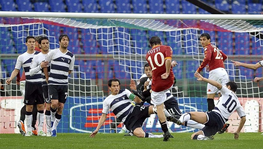 Hernanes' Match-Issued Shirt, Roma vs Lazio 2011