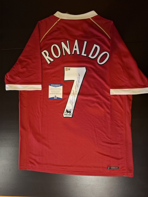 Cristiano Ronaldo's Manchester United 2006/07 Signed Shirt