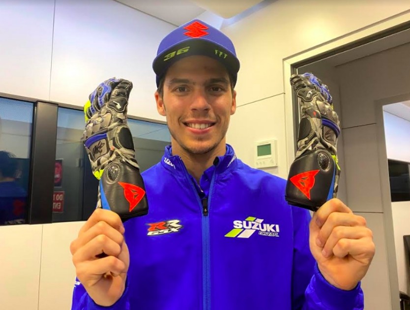 Signed Gloves from the 2020 MotoGP World Champion Joan Mir