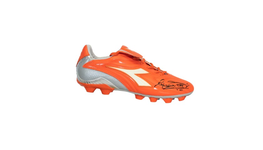 Francesco Totti – Signed Orange Diadora Boot 