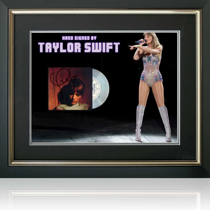 Taylor Swift Signed CD Presentation