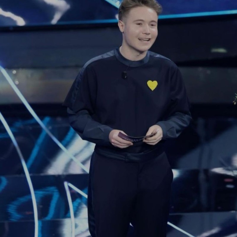 Suit worn by Alfa at Sanremo 2024