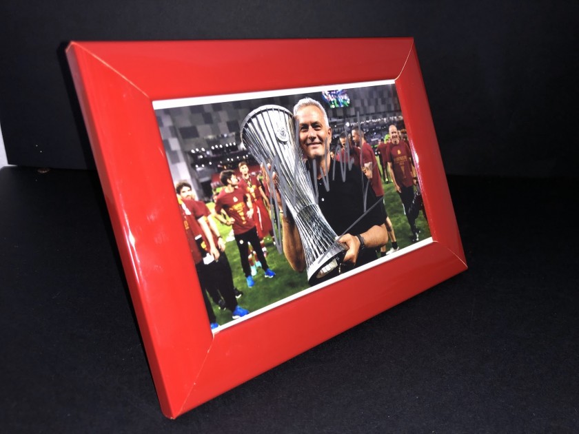 Jose Mourinho Signed Photograph