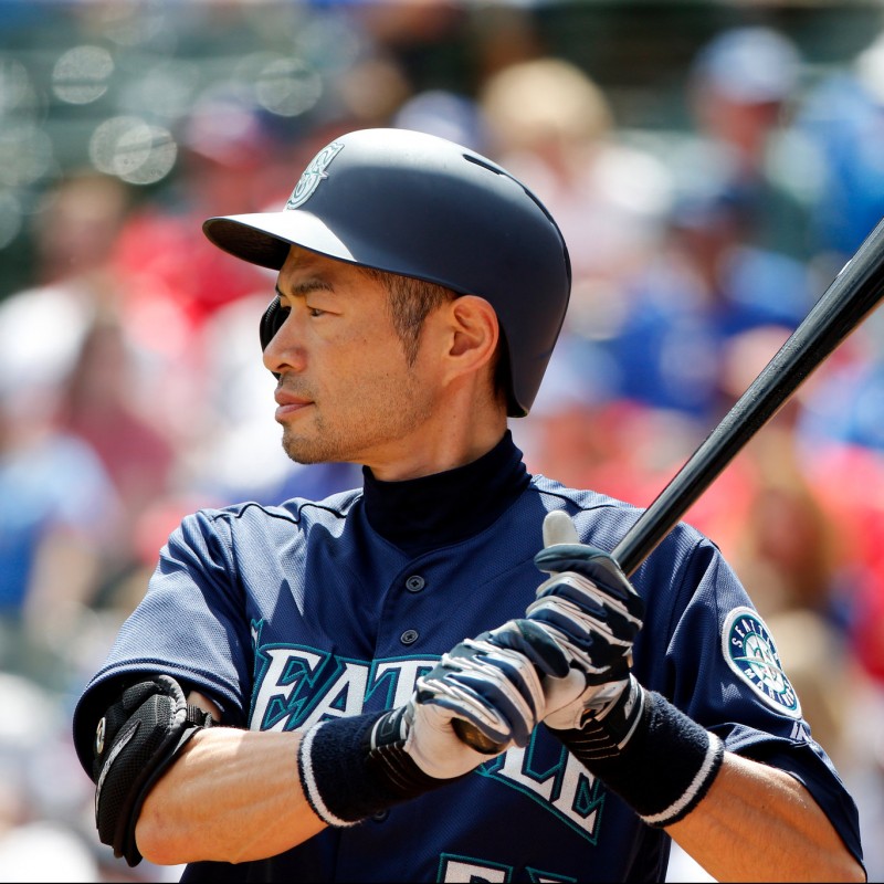 Ichiro Suzuki Signed 2001 Upper Deck Rookie Card