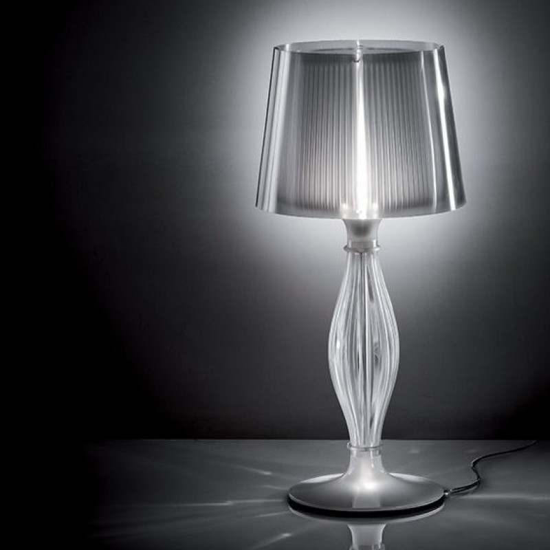 LIZA table lamp, realized by Slamp