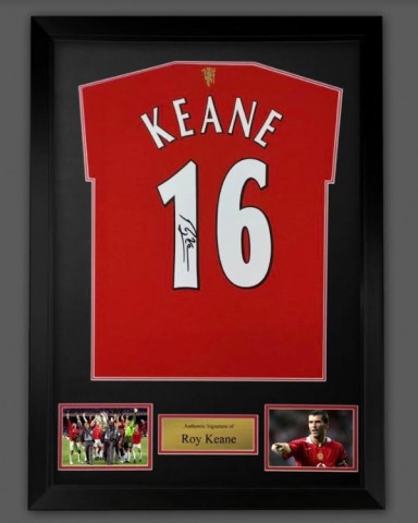 Roy Keane's Manchester United Signed and Framed Shirt