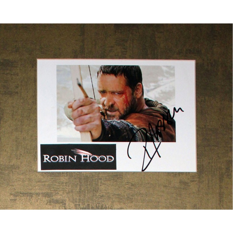 "Robin Hood" Photograph signed by Russell Crowe
