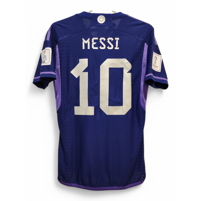 La maglia ufficiale da trasferta di Lionel Messi per i Mondiali di calcio del 2022