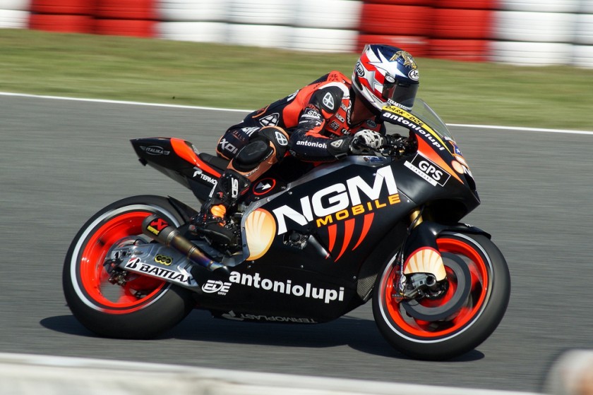 Colin Edwards Signed Akrapovic Moto GP Titanium Exhaust System