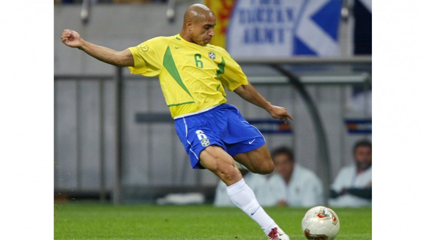 Roberto Carlos' Official Brazil 2002 Signed Shirt 