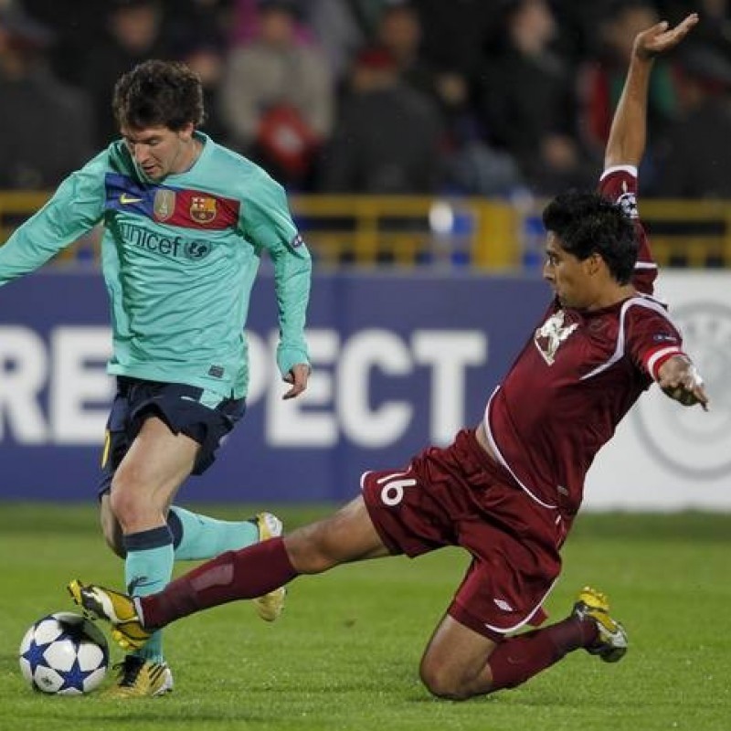 Messi's Official Argentina Signed Shirt, 2010 CharityStars