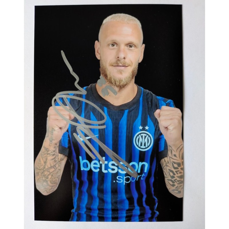 Photograph signed by Federico Dimarco