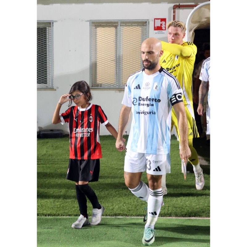 Scendi in campo come Mascotte in occasione di Virtus Entella vs Torres